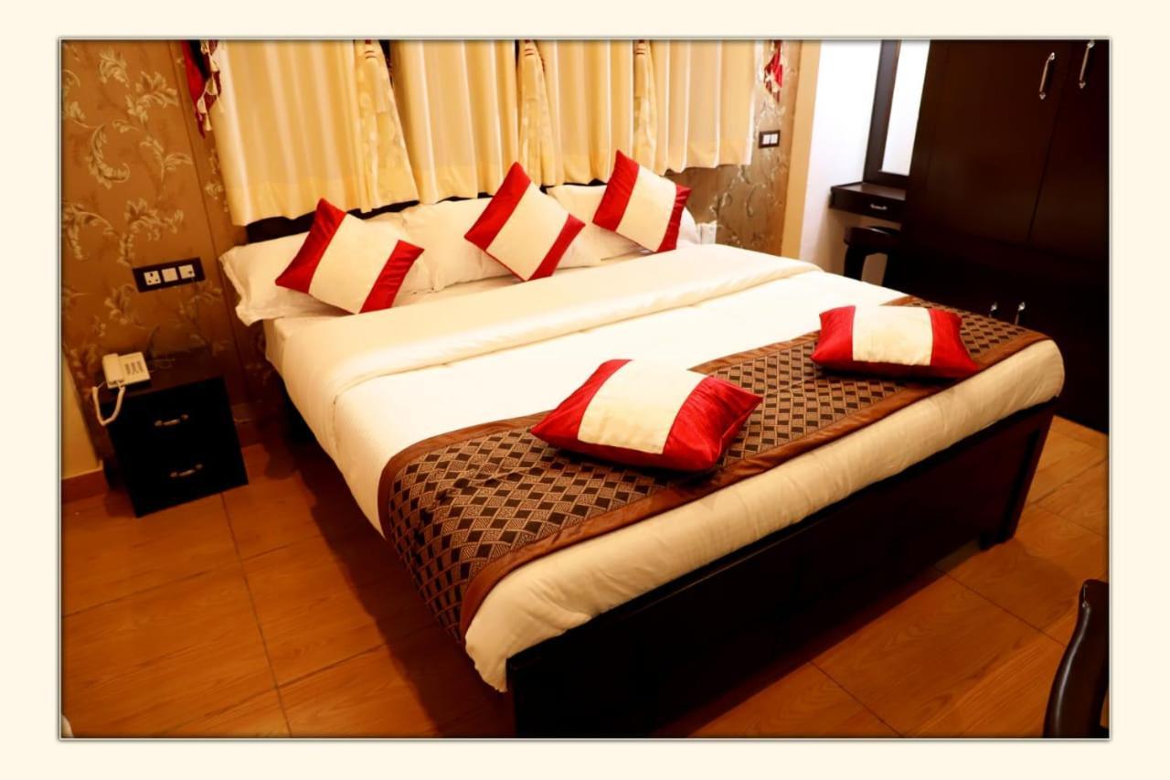Hotel The Ranikhet Continental Exterior foto